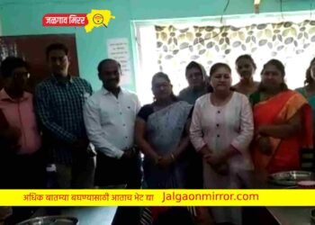 बेघर आजी – आजोबासोबत दाम्पत्यांनी साजरा केला वाढदिवस  !