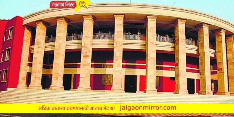 शिंदे सरकारने घेतला धसका : अधिवेशनात तपासले पेन !