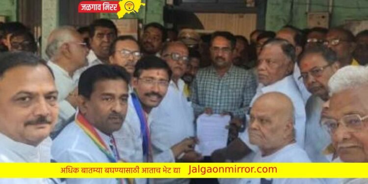 अमळनेरात जैन समाजातर्फे मूकमोर्चा ; तहसीलदारांना दिले निवेदन !