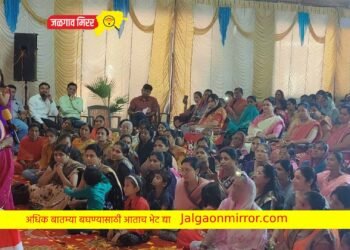 शेतकरी आत्महत्या रोखण्यासाठी जोड व्यवसायाची कास धरा !