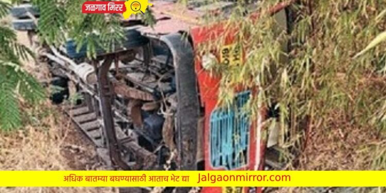 चोपडा बस उलटली ; सहा प्रवाशी जखमी !