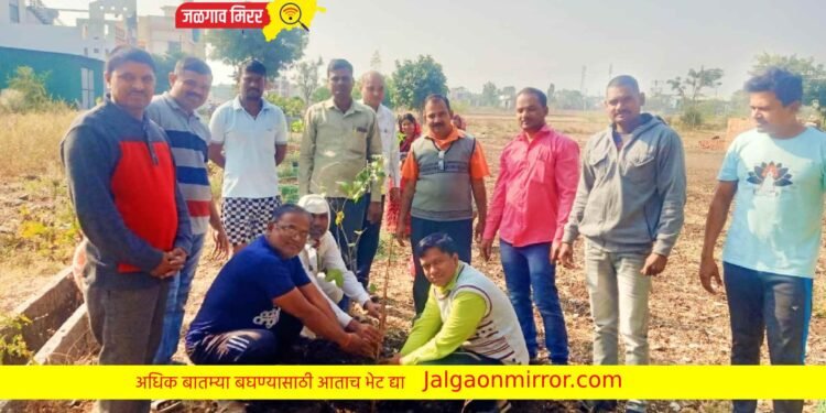 वसुंधरा अभियानांतर्गत कृष्ण गीता नगरमध्ये वृक्षारोपण !