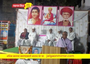 समाजातील तळागाळात जावून काम केल्याने सावित्रीबाई क्रांतीज्योती बनू शकल्या !