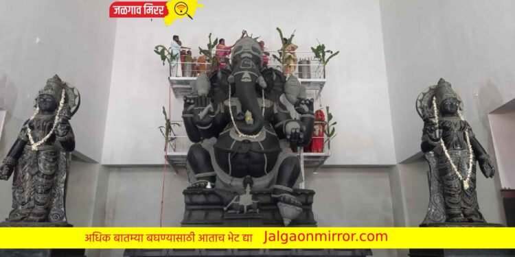 पाळधीत बाप्पाना दोन लाख मोदकांचा महाभिषेक !