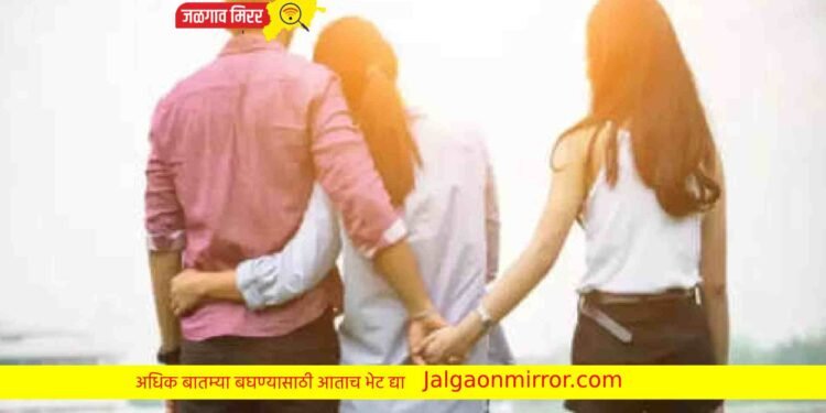 ‘तो माझा आहे म्हणत दोन तरुणींमध्ये तुफान राडा !