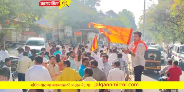 ठाकरे – शिंदे गट आपापसात भिडले ; पुण्यात राडा !