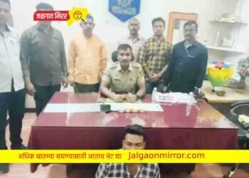 जळगावात तरुण बनवीत होता बनावट नोटा ; पोलिसांनी घेतले ताब्यात !
