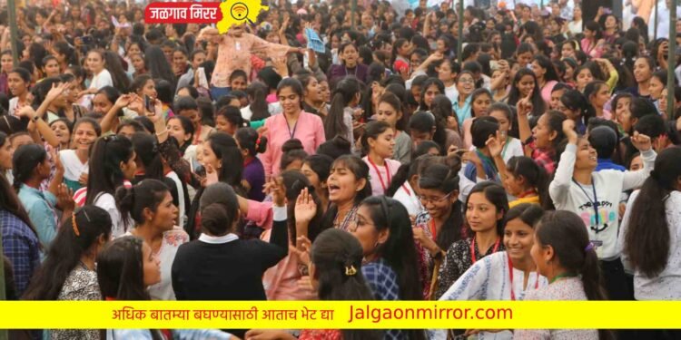 ‘झुमका वाली पोर’वर थिरकली जळगावची तरुणाई !