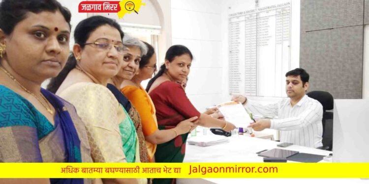 प्रि-वेडिंगसह लग्नात होणाऱ्या खर्चावर बंदी घाला !