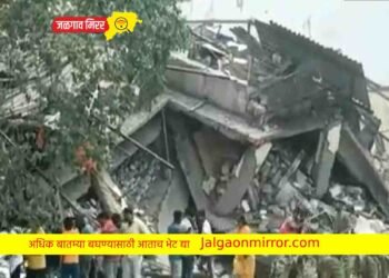 ब्रेकिंग : भिवंडीत तीन मजली इमारत कोसळली !