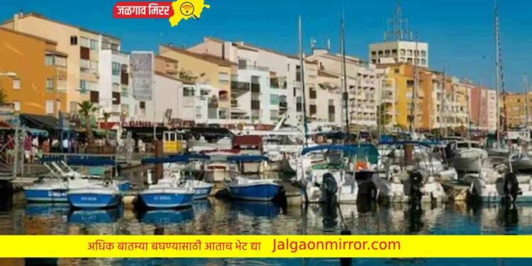 विचित्र नियम : या देशात कपडे घातल्यास भोगावी लागतेय शिक्षा !