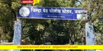 जिल्हाधिकारी कार्यालयातून अवैध वाळू वाहतुकीचा ट्रक पळविला !