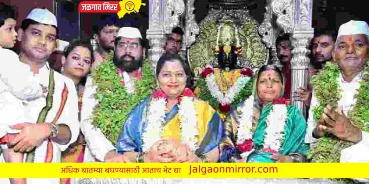 पांडुरंगाची मुख्यमंत्री शिंदेंनी केली सपत्नीक महापूजा ; ‘हा’ व्यक्ती ठरला मानाचा वारकरी !