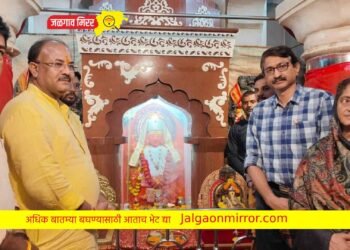 कर्नाटकात मंगळ ग्रह मंदिराचे स्टिकर वाहनांना पाहिले !