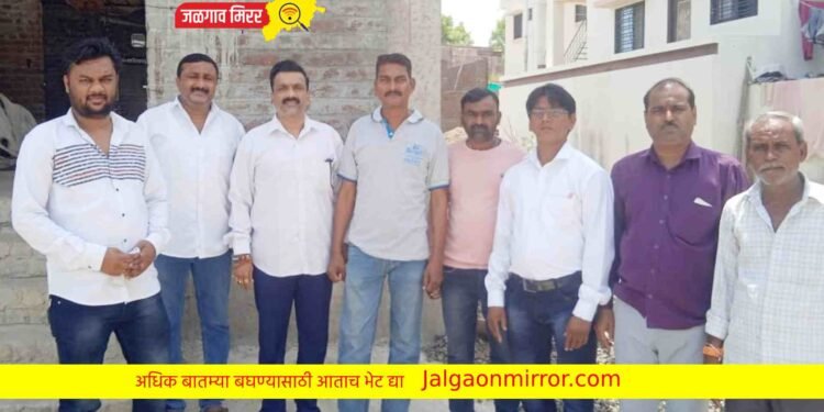 स्वयंभू महादेवाचे डॉ.अश्विन सोनवणे यांच्या हस्ते जलाभिषेक !