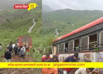 ब्रेकिंग : बस कोसळली ४०० फुट दरीत ; वणीच्या सप्तशृंगी गडावरून येत होती खाली !