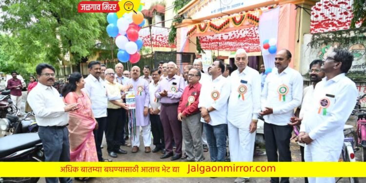 श्रीमती द्रौ.रा.कन्या शाळेत ७९ वा वर्धापन दिन उत्साहात