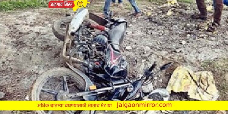 अल्पवयीन मुलीवर अतिप्रसंग करणाऱ्याला नागरिकांनी कपडे फाटेपर्यत दिला चोप !