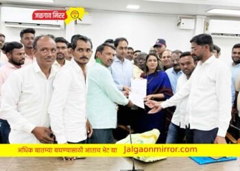 बोगस खतांमुळे नुकसान झालेल्या शेतकऱ्यांना हेक्टरी एक लाख रुपये मदत द्यावी !