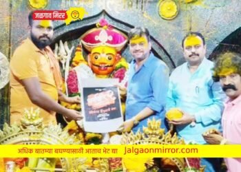 राज्यात लवकरच ‘धर्मवीर २’ ; दिग्दर्शकाने केली घोषणा !