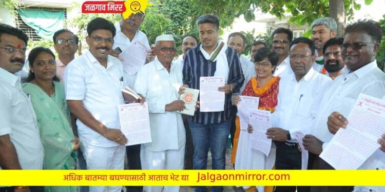 अमळनेरात रोहित पवारांनी घेतल्या पदाधिकाऱ्याच्या भेटी !