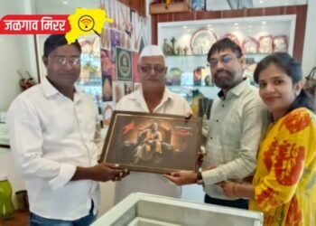 रसवंती चालकाचा प्रामाणिकपणा : छत्रपती शिवरायांची प्रतिमा देऊन सत्कार !