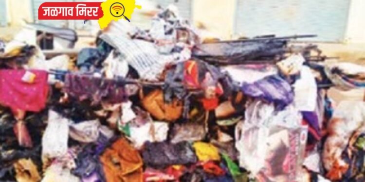 अमळनेरात पहाटेच्या सुमारास चार टपऱ्या जळून खाक !