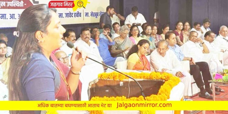 मतदारसंघ आणि राज्य पातळीवर नेतृत्व करताना रोहिणी खडसे यांची कसोटी !