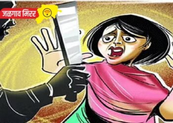 शेतात जाणाऱ्या महिलेवर शस्त्राने वार करीत तीन बोटे तोडली !