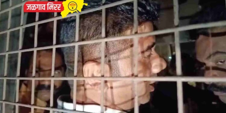 मनसेच्या अविनाश जाधवांना पोलिसांनी घेतले ताब्यात !