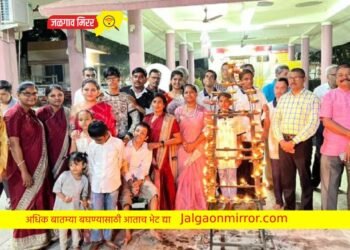 दिव्यांगांच्या हजारो दिव्यांनी उजळले चिमुकले श्रीराम मंदिर !