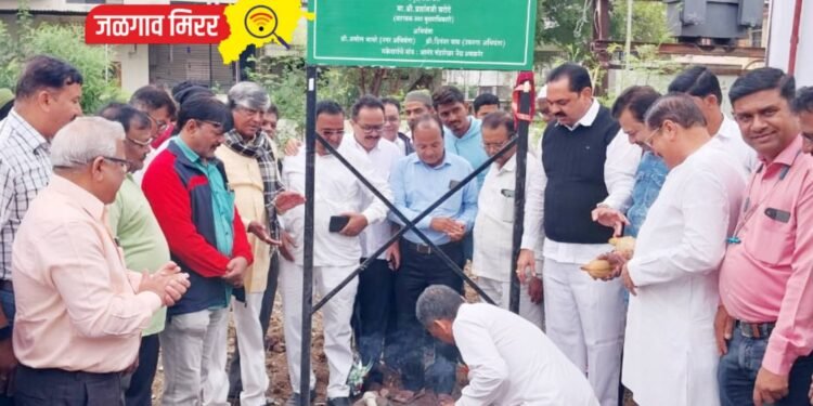 जळगावात पाचव्या मजल्यावरून पडताच तरुणाचा दुर्देवी मृत्यू !