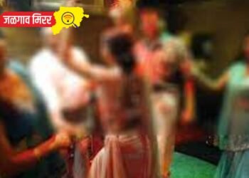 डान्सबारवर पोलिसांची धाड : २३ जणांना घेतले ताब्यात !
