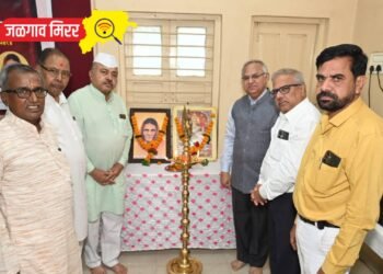 महाराष्ट्राला अभिमान वाटेल असे साहित्य संमेलन अमळनेर येथे होईल : डॉ. नरेंद्र पाठक