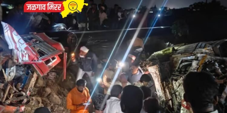 कंटेनर व पिकअपचा भीषण अपघात : ५ जण जागीच ठार