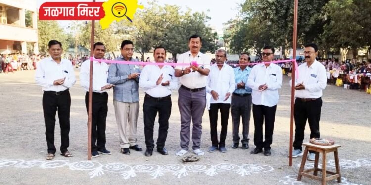 विद्यार्थ्यांनी घेतला खरेदी विक्रीचा अनुभव !