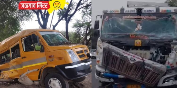 तरुणांची मिनी बसला मिक्सरची जबर धडक : ४ मृत्यू तर १० गंभीर