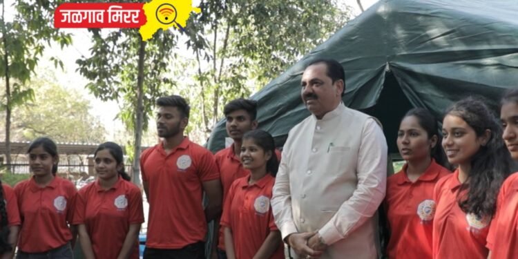जळगाव जिल्ह्यासाठी अठरा ‘आपतकालीन शेल्टर टेन्ट व फायर ब्लँकेट रेस्क्यु शीट’