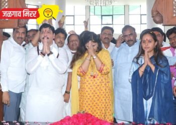 तिन्ही मुंडे बंधू भगिनी आले एकत्र : भाऊ म्हणून मी पाठीशी !