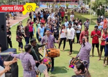 उदंड उत्साहात पार पडला झुलेलाल वॉटर पार्कचा ‘होळी धमाका’ !