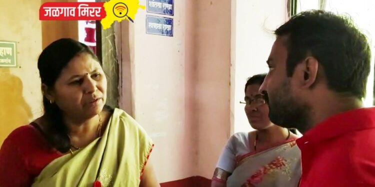 प्रत्येक शाळेत महाराष्ट्र गीताची अंमलबजावणी करा !