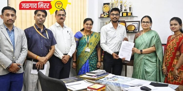 केंद्र शासनात उच्च पदावर रायसोनी महाविद्यालयाच्या करण पाटील या विध्यार्थ्याची नियुक्ती