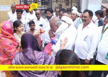 स्मिता वाघांच्या विजयासाठी हनुमान चालीसा पठण