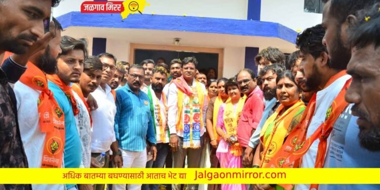 चार कामे सांगा म्हणत रक्षा खडसेंना कोचूर येथे ग्रामस्थांचा विरोध