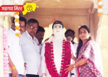 फडणवीसांचा गोप्यस्फोट : तेव्हा मला ठाकरेंकडून मुख्यमंत्रिपदाची ऑफर…