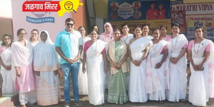 खान्देशचे सुपुत्र उज्ज्वल निकमांनी घेतली राज ठाकरेंची भेट