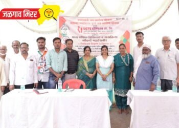 जळगावात मोफत आरोग्य तपासणी व रक्तदान शिबिरा उत्साहात !
