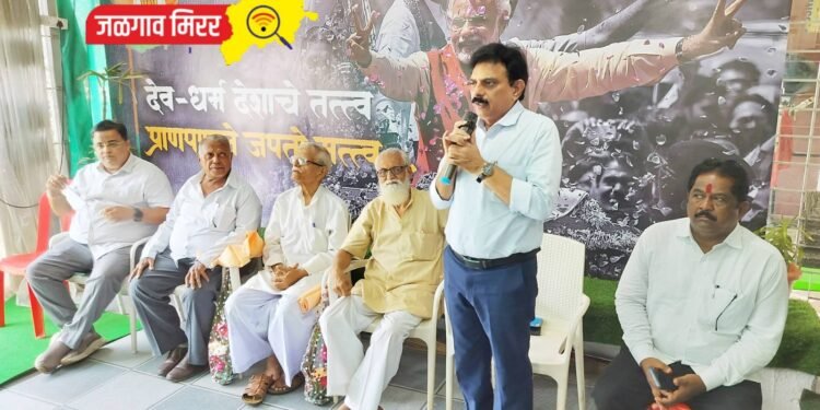 आणीबाणी काळात तुरुंगवास भोगलेल्या जेष्ठ कार्यकर्त्यांचा भाजपाने केला सन्मान