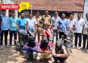 दुचाकी चोरणाऱ्या तीन पोलिसांच्या ताब्यात !