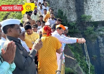 आनंद वार्ता : गारबर्डी धरण भरल्याने व्यक्त केली कृतज्ञता, जलपूजन करून मानले ‘सुकी’माईचे आभार